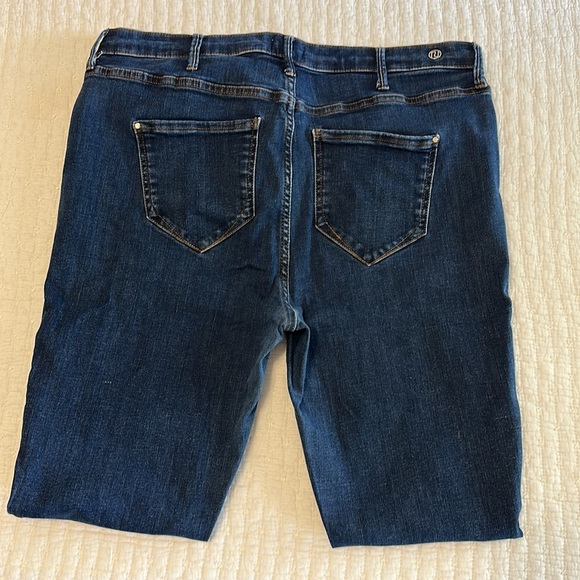 River Island Plus Molly Mid-Rise Skinny Jeggings - Picture 8 of 11